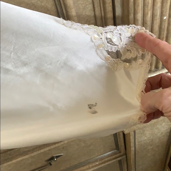 VINTAGE VICTORIA'S SECRET'S WEDDING ROBE - Picture 9 of 11